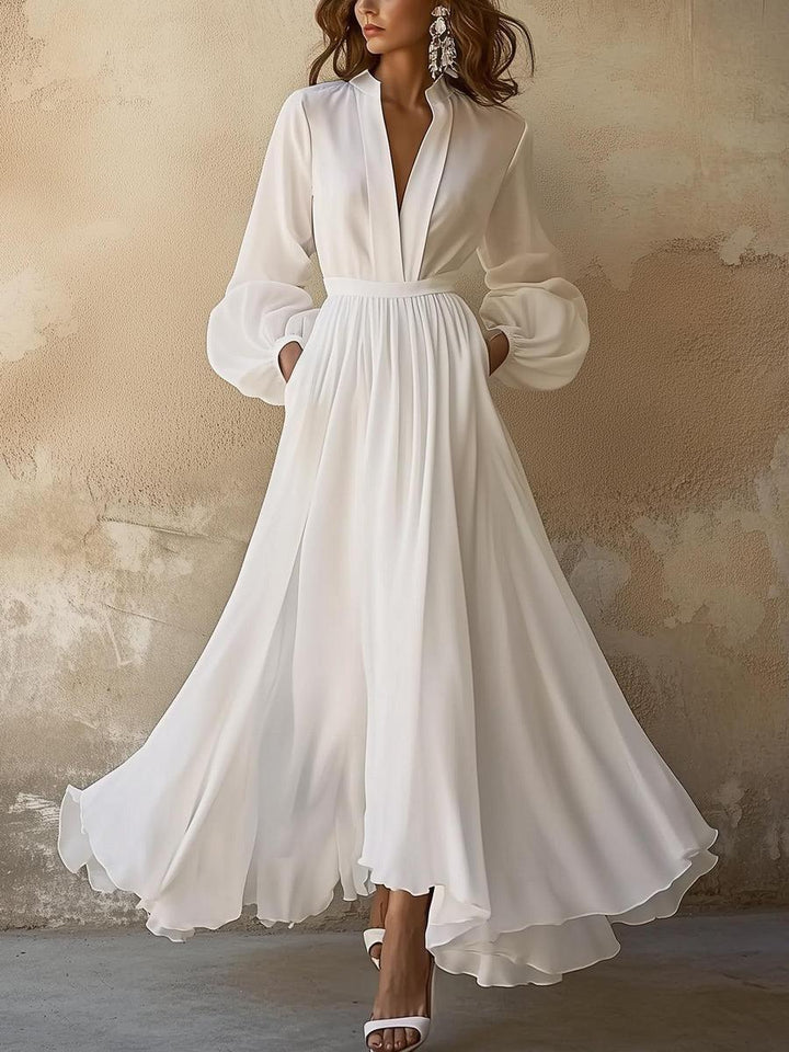 Robe Maxi Blanche Laura à Encolure en V au Style Vintage