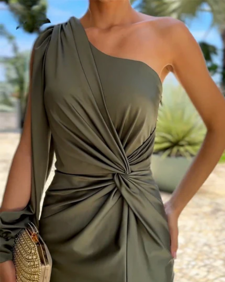 Odessa - Robe Midi Drapée Asymétrique en Bandage