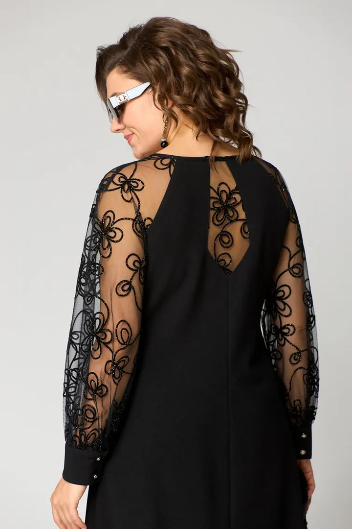 Elara - Robe en Dentelle à Manches