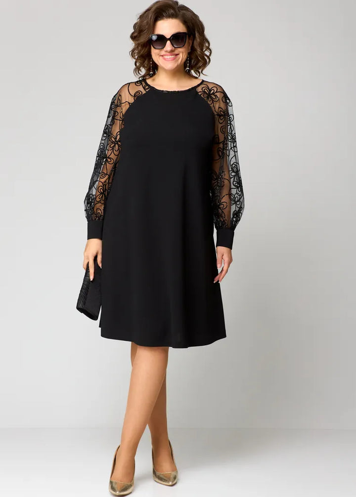 Elara - Robe en Dentelle à Manches