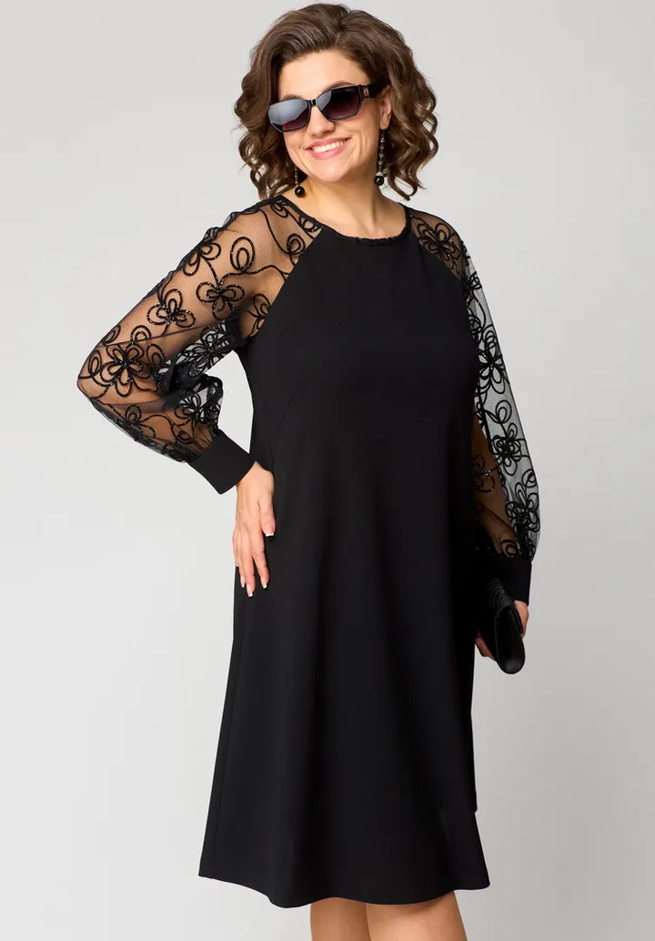 Elara - Robe en Dentelle à Manches