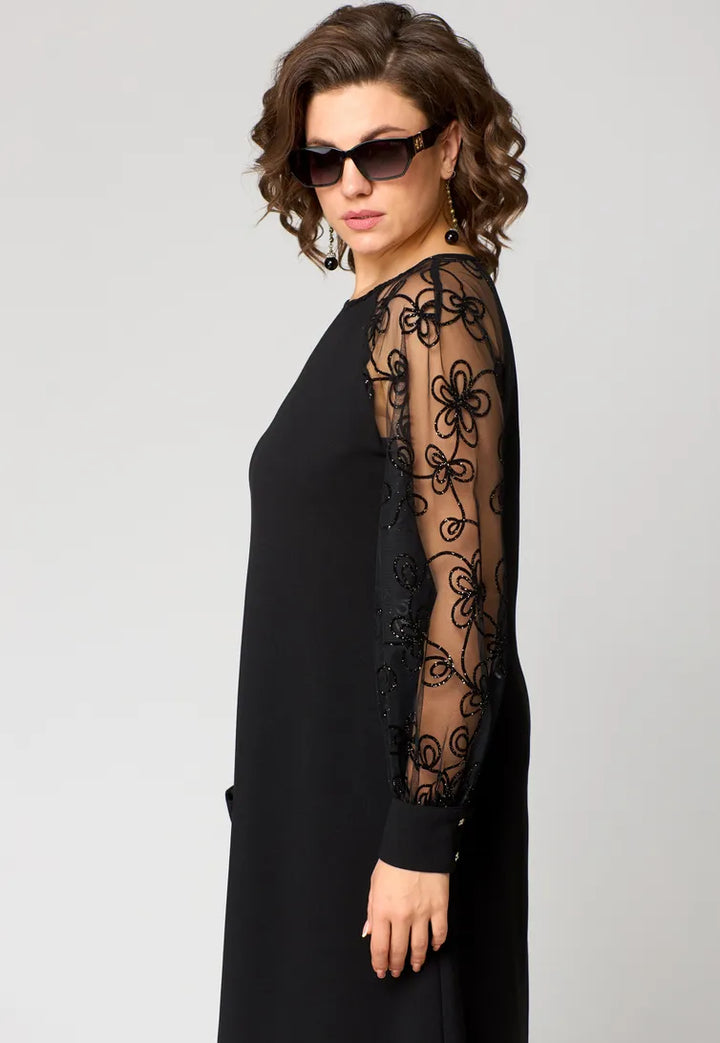 Elara - Robe en Dentelle à Manches