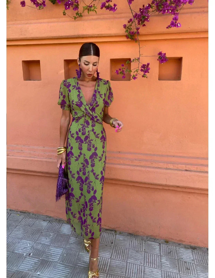 Lucinda - Robe boho à col en V avec plissé floral