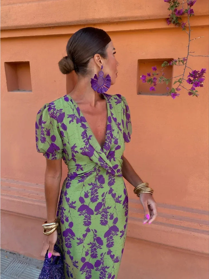 Lucinda - Robe boho à col en V avec plissé floral