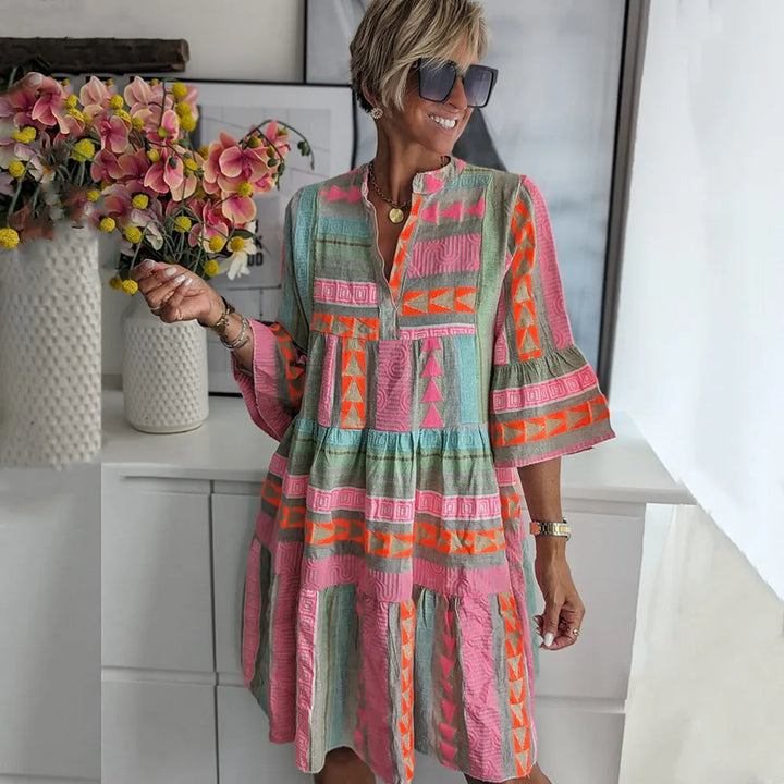Ava - Élégante robe d'été en coton et chanvre à col en V