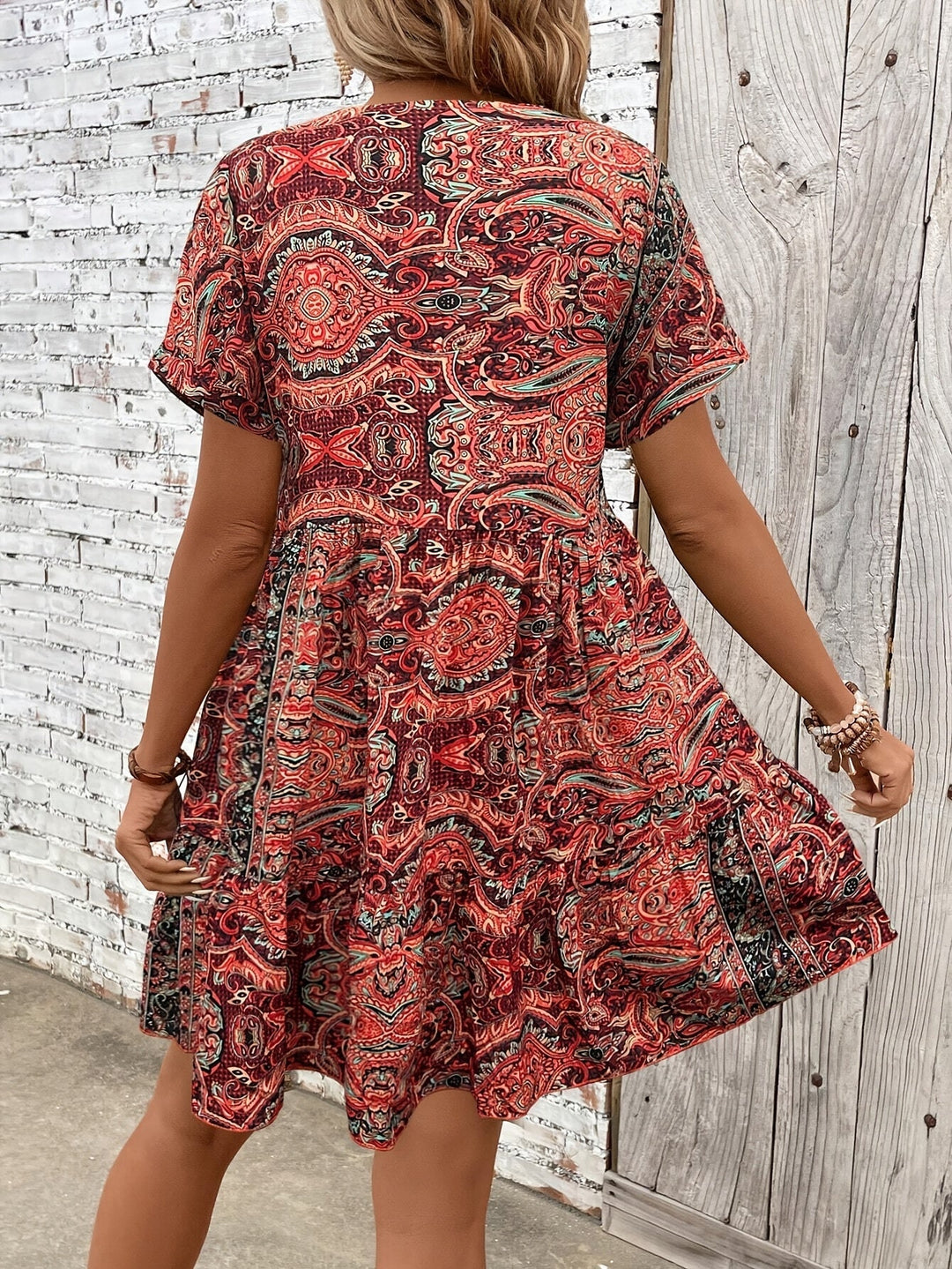 Sabrina | Robe Grande Taille à Manches Courtes